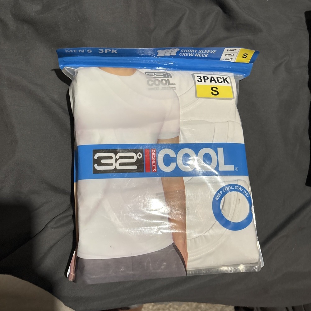 32 DEGREES Cool Crew Neck Short Sleeve Shirts Mens Small 3PK 3 Pack White NEW